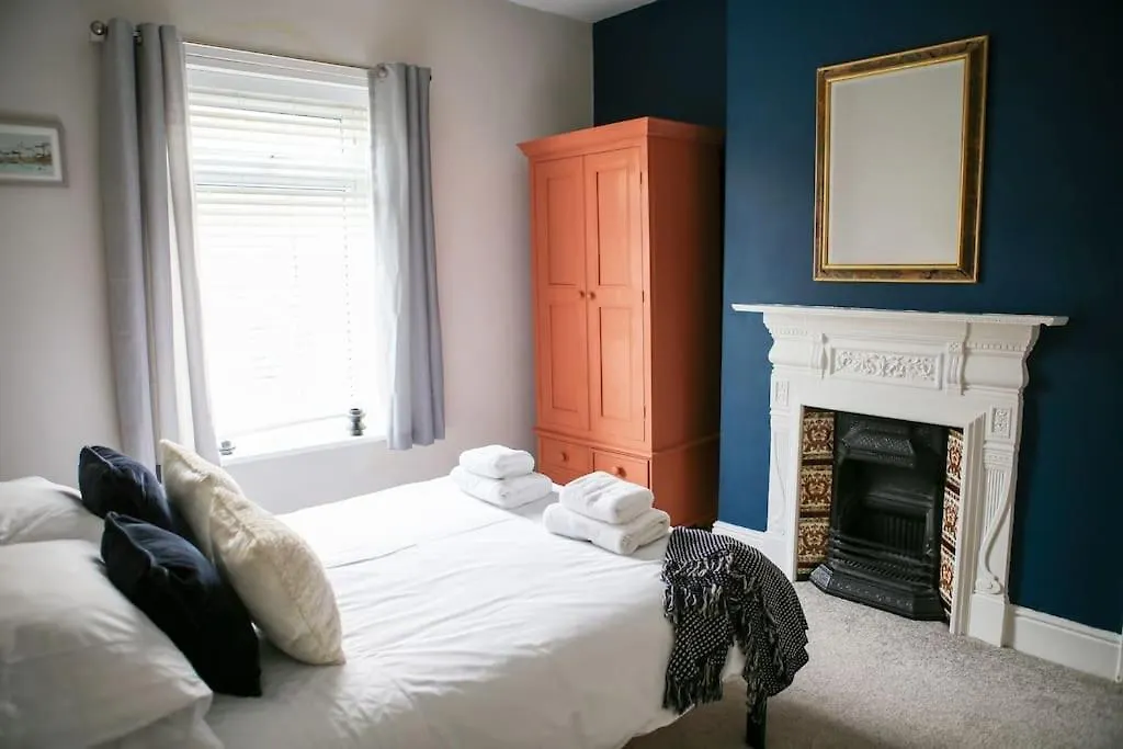 Sandcastle House - *North Bay, Open Air Theatre* Villa Scarborough